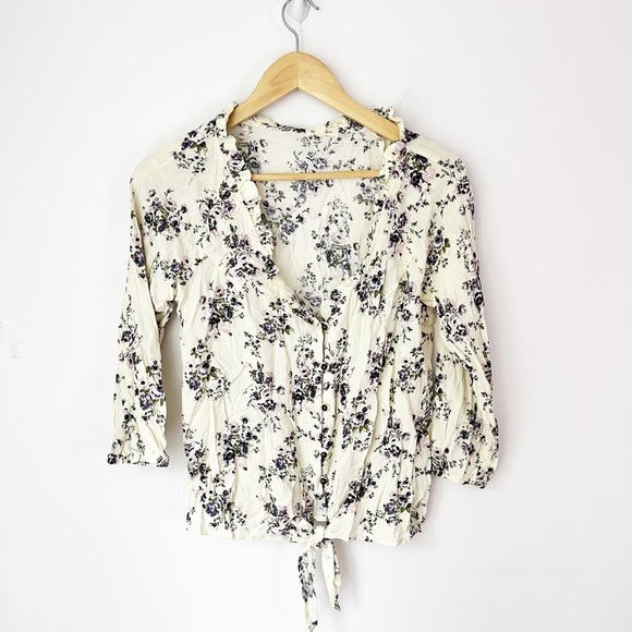 Stitch Fix Mason & Belle Ruffles V Neck Purple Floral Blouse - Picture 2 of 7